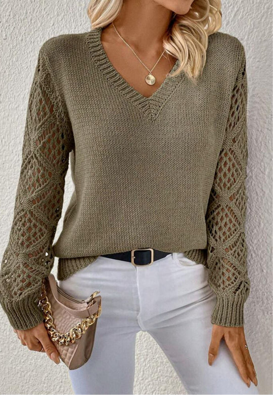 Elizabeth | Soft V-neck Sweater