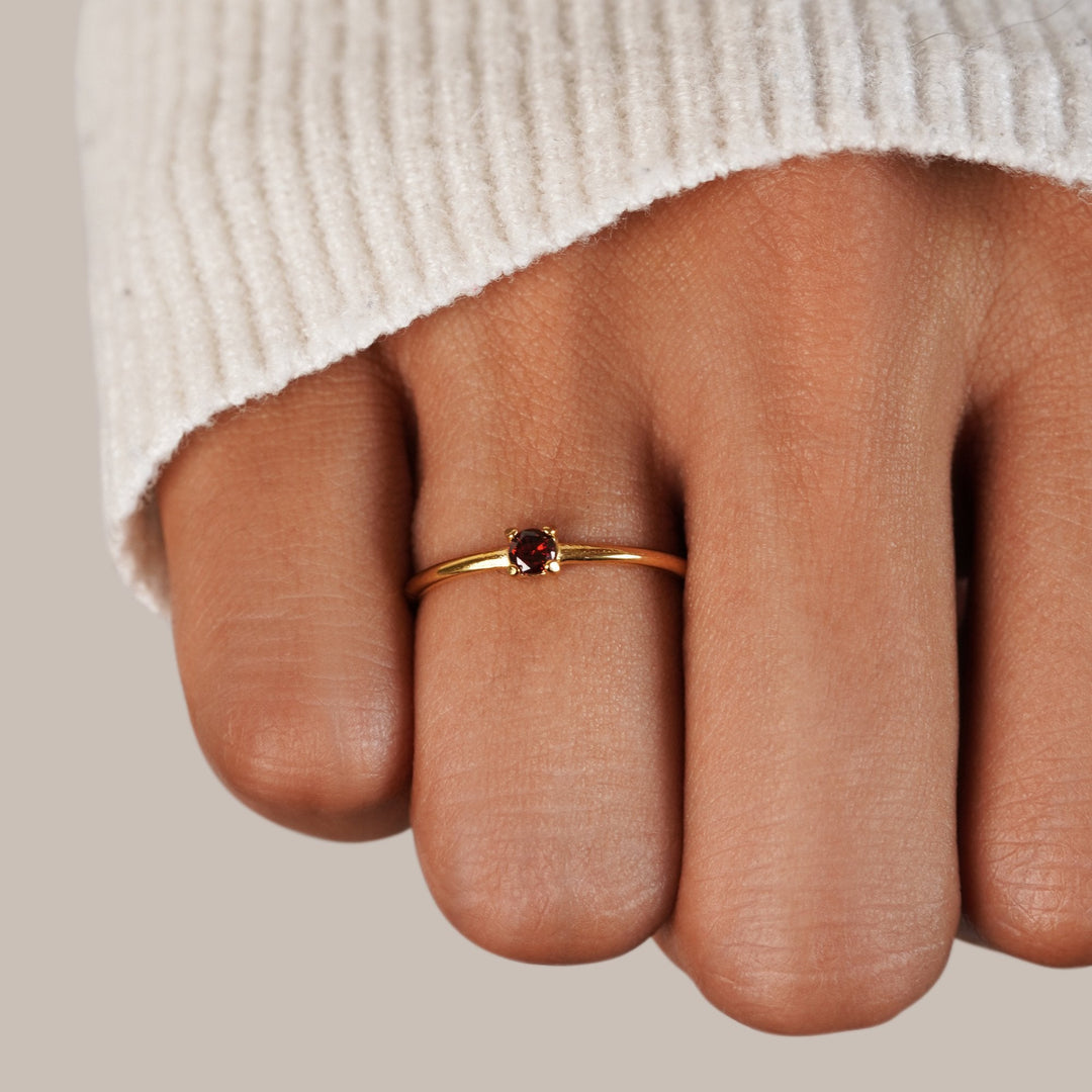 Birthstone gold rings