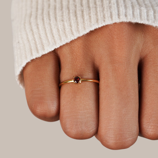 Birthstone gold rings